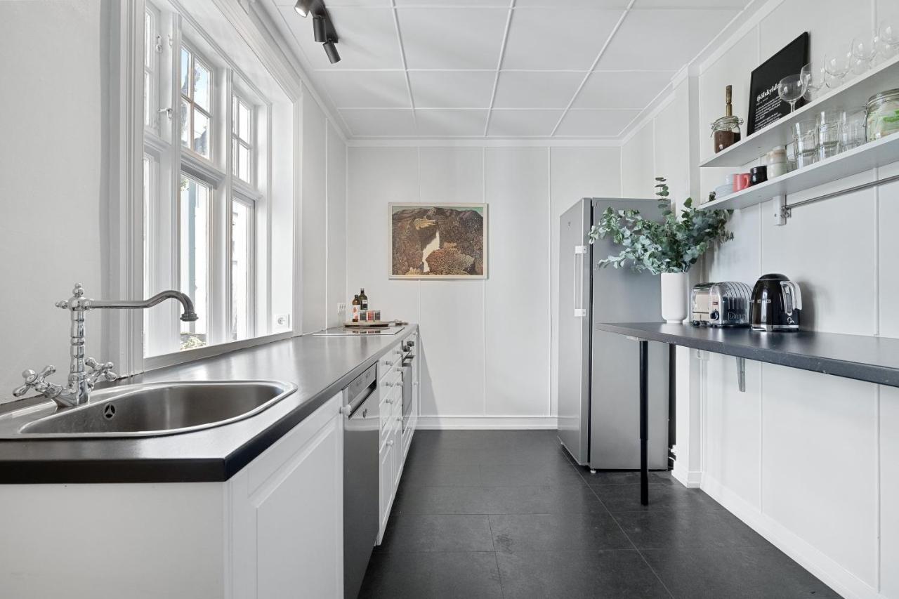 Luxury Villa In Downtown 레이캬비크 외부 사진